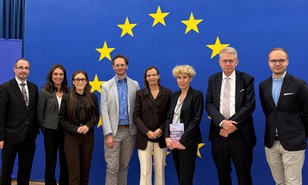 Gruppenfoto der Autorinnen und Autoren
